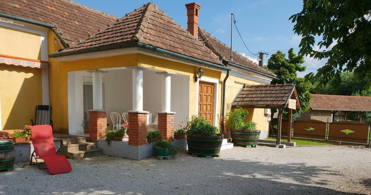 Kerka-Völgyi Vendégház Kerkaszentkirály Esterno foto